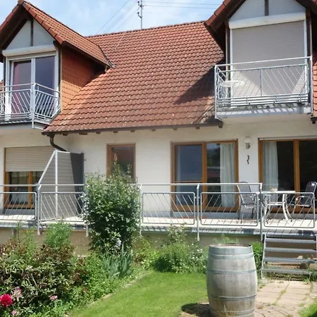 Appartement Gastehaus Gisela U. Gunter Kern - Chardonnay Bochingen
