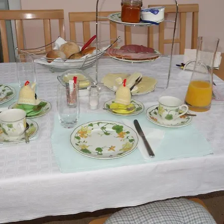 Appartement Gastehaus Gisela U. Gunter Kern - Chardonnay Bochingen