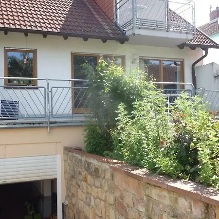 Gastehaus Gisela U. Gunter Kern - Chardonnay * Bochingen